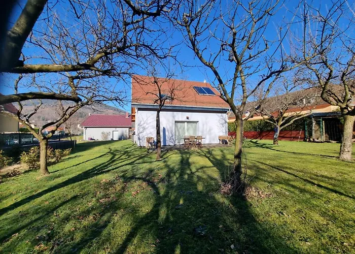 Le Gite De Cleo, Maison Spacieuse Et Paisible.